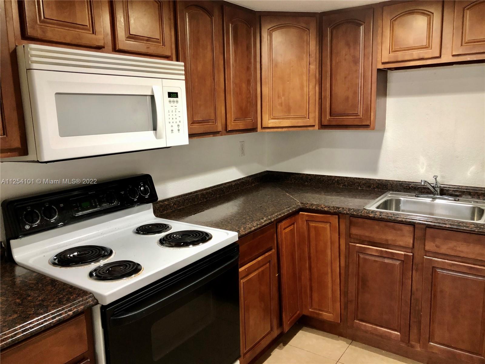 SUNRISE SPRINGS 3 CONDO - Residential Lease