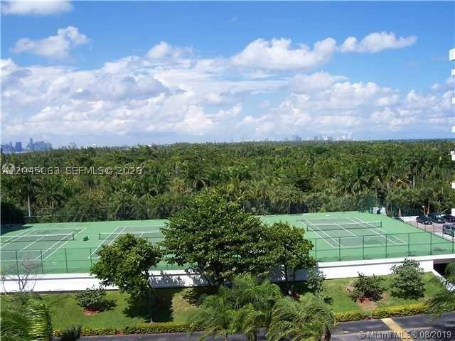 COMMODORE CLUB SOUTH COND - Residential Lease