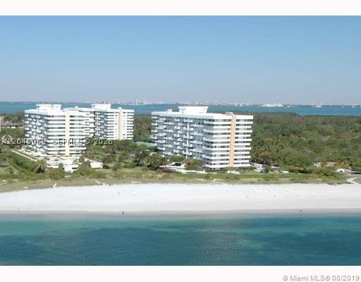 COMMODORE CLUB SOUTH COND - Residential Lease