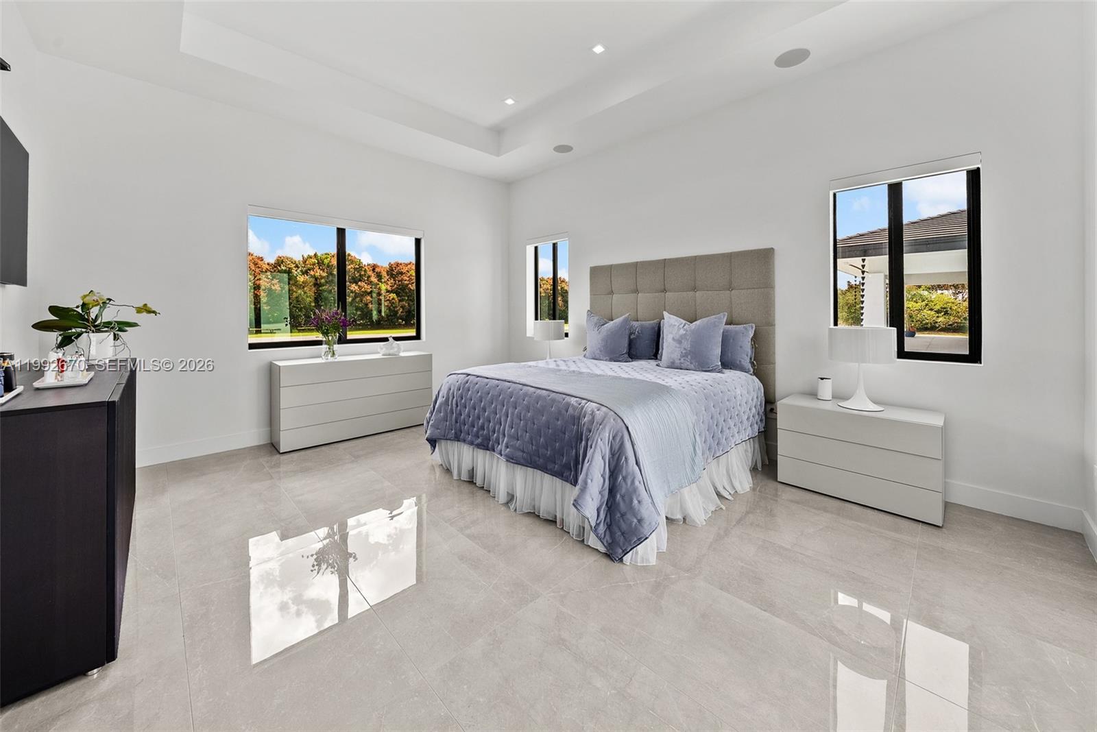 8900 INTERIM-AWAIT SPECIFI - Residential