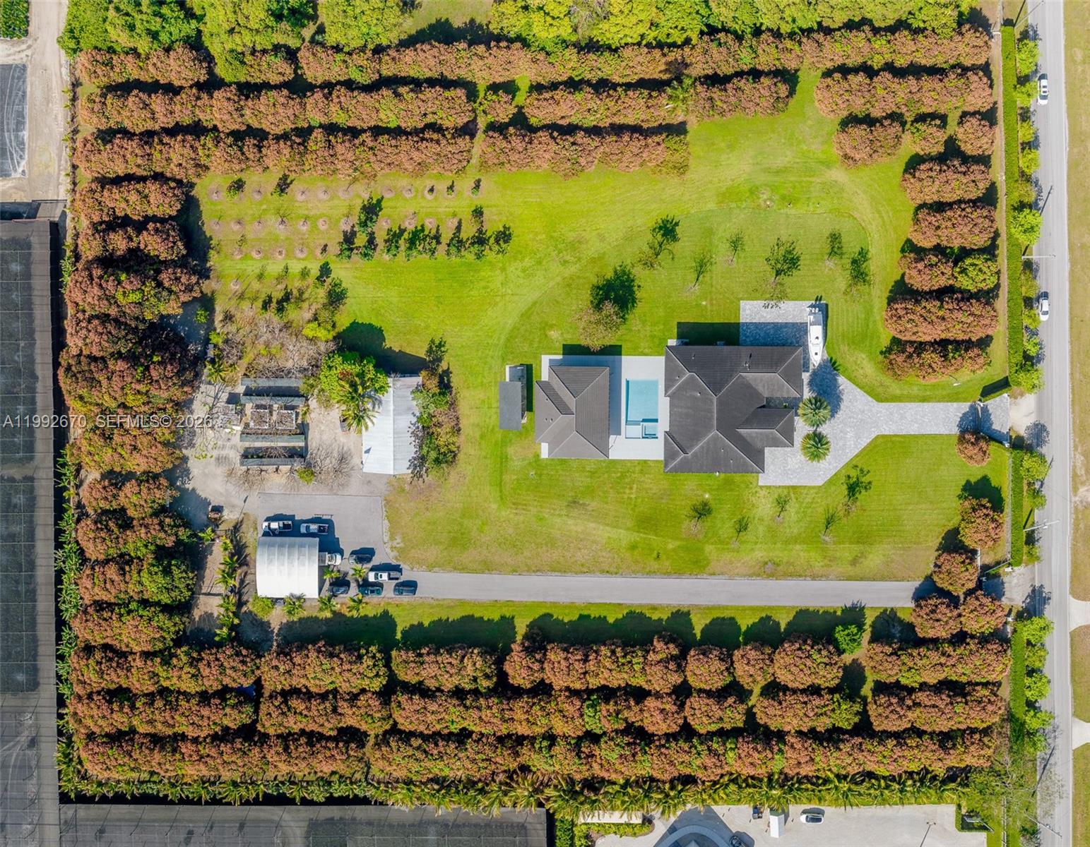 8900 INTERIM-AWAIT SPECIFI - Residential