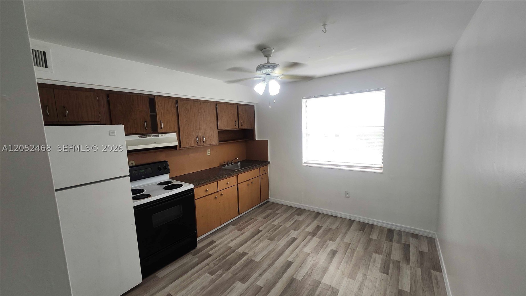 BISCAYNE GARDENS SEC A RE - Residential Lease
