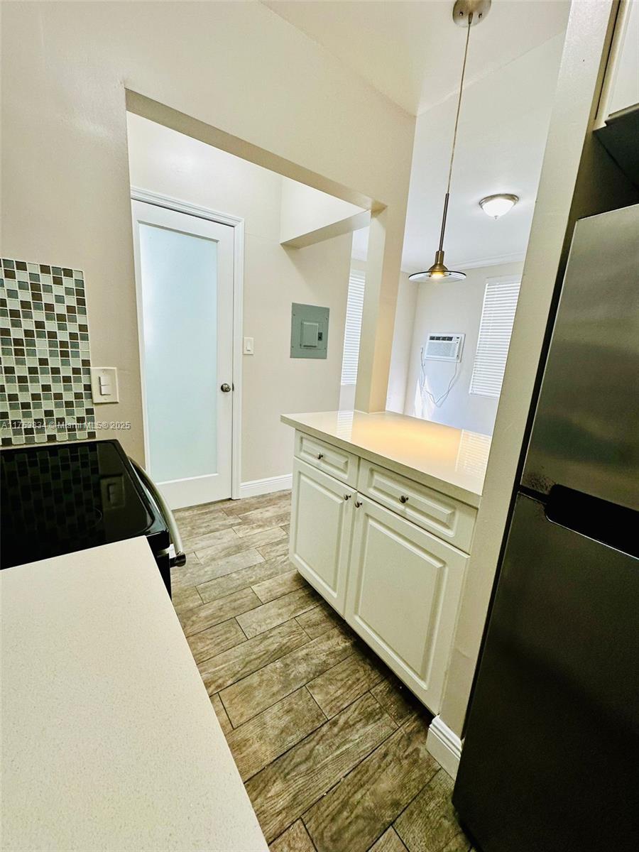 MENORES CONDO - Residential Lease