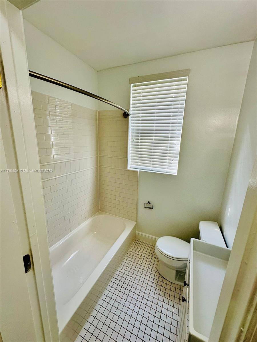 MENORES CONDO - Residential Lease