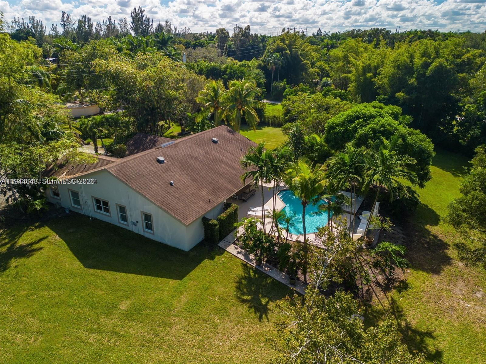 jomnel terace - Residential