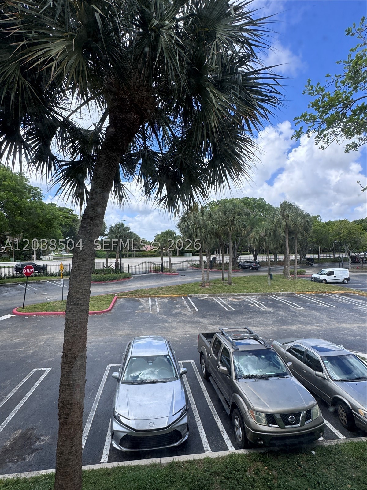 VISCONTI CONDO - Residential