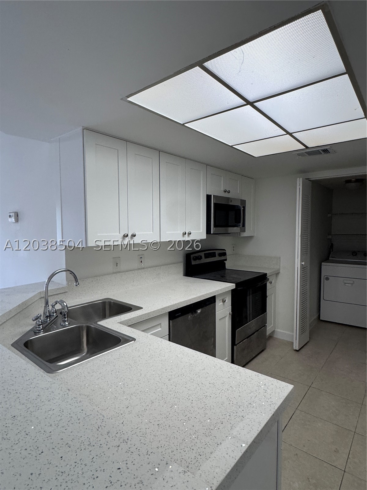 VISCONTI CONDO - Residential