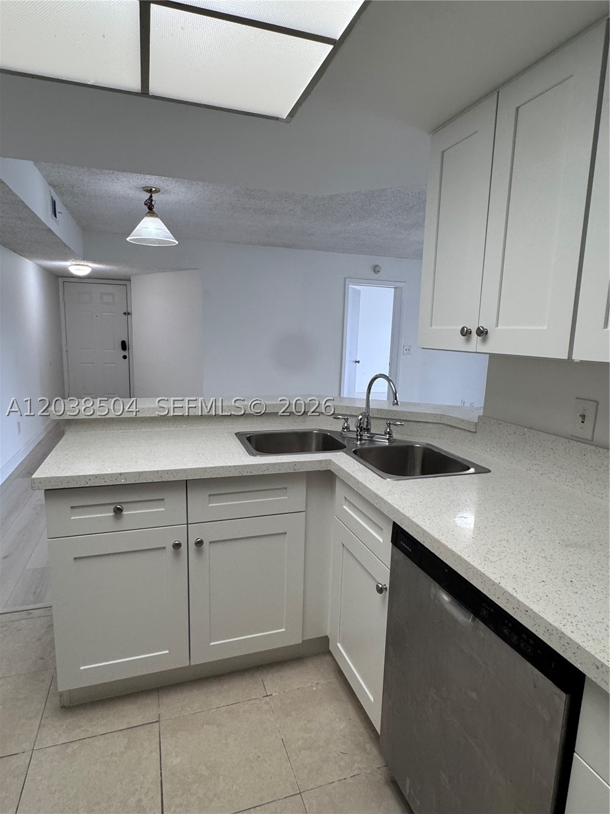 VISCONTI CONDO - Residential