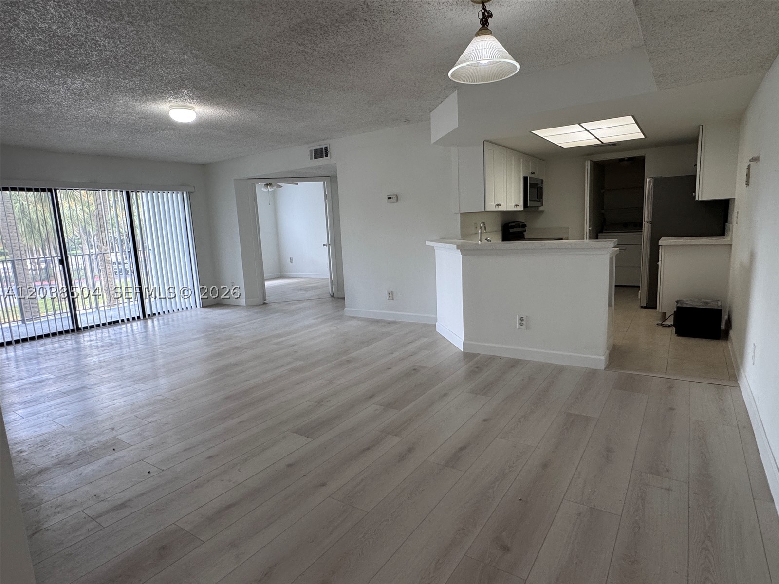 VISCONTI CONDO - Residential