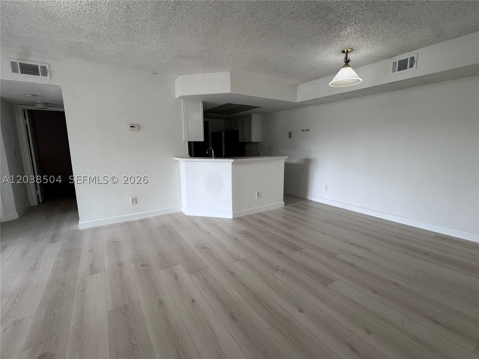 VISCONTI CONDO - Residential