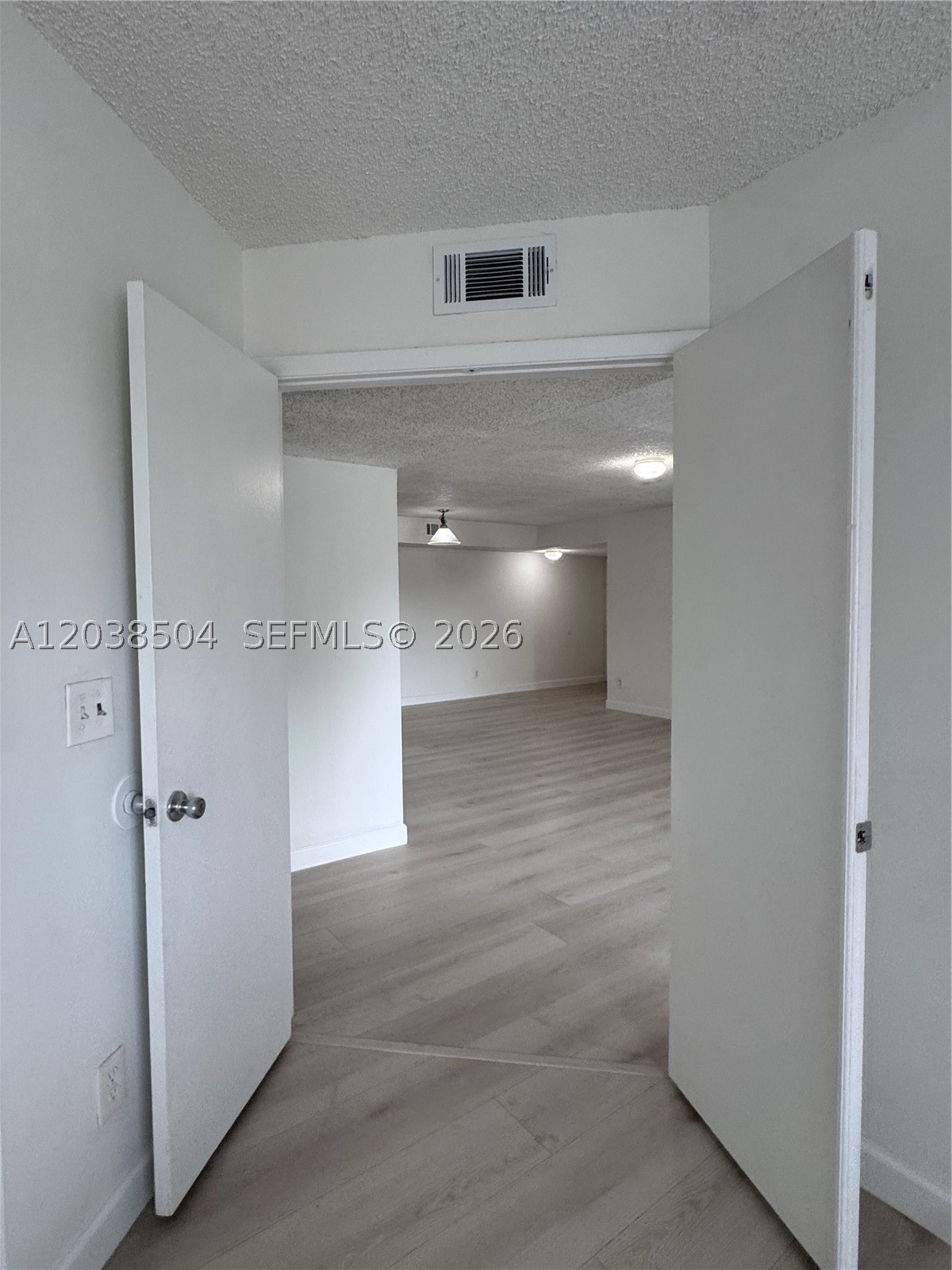 VISCONTI CONDO - Residential