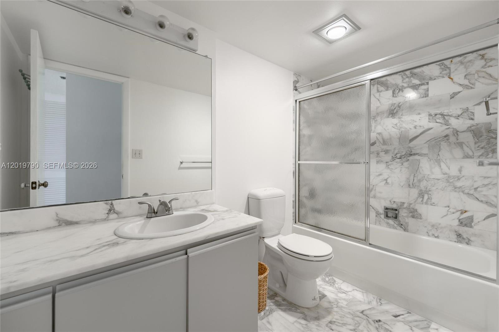 CLUB ATLANTIS CONDO - Residential