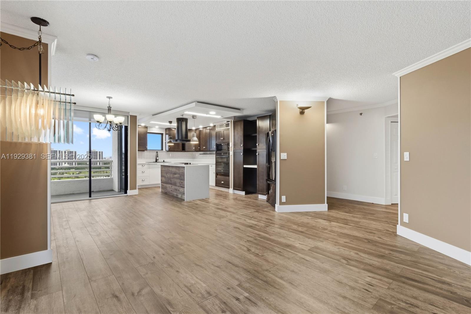 PARC CENTRAL AVENTURA EAS - Residential