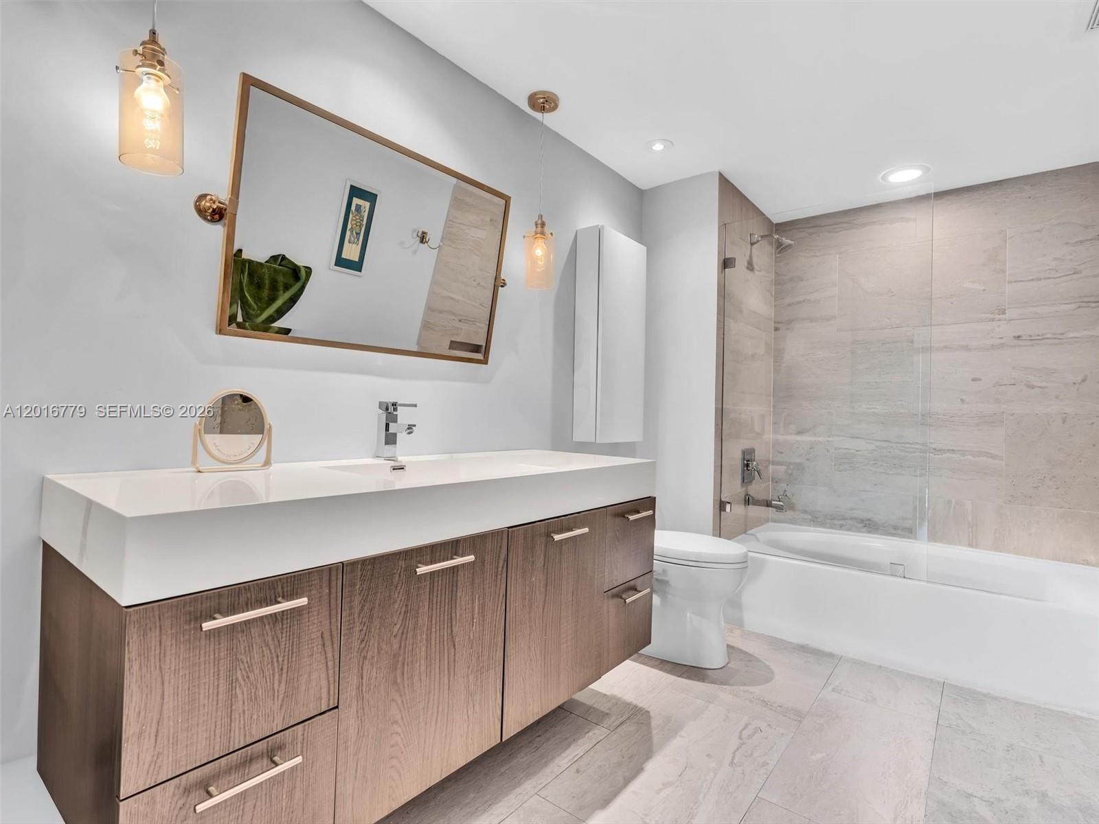 CITE CONDO - Residential
