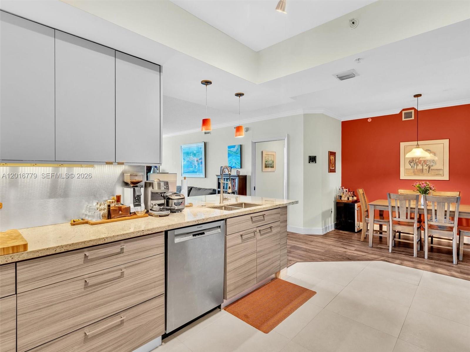 CITE CONDO - Residential