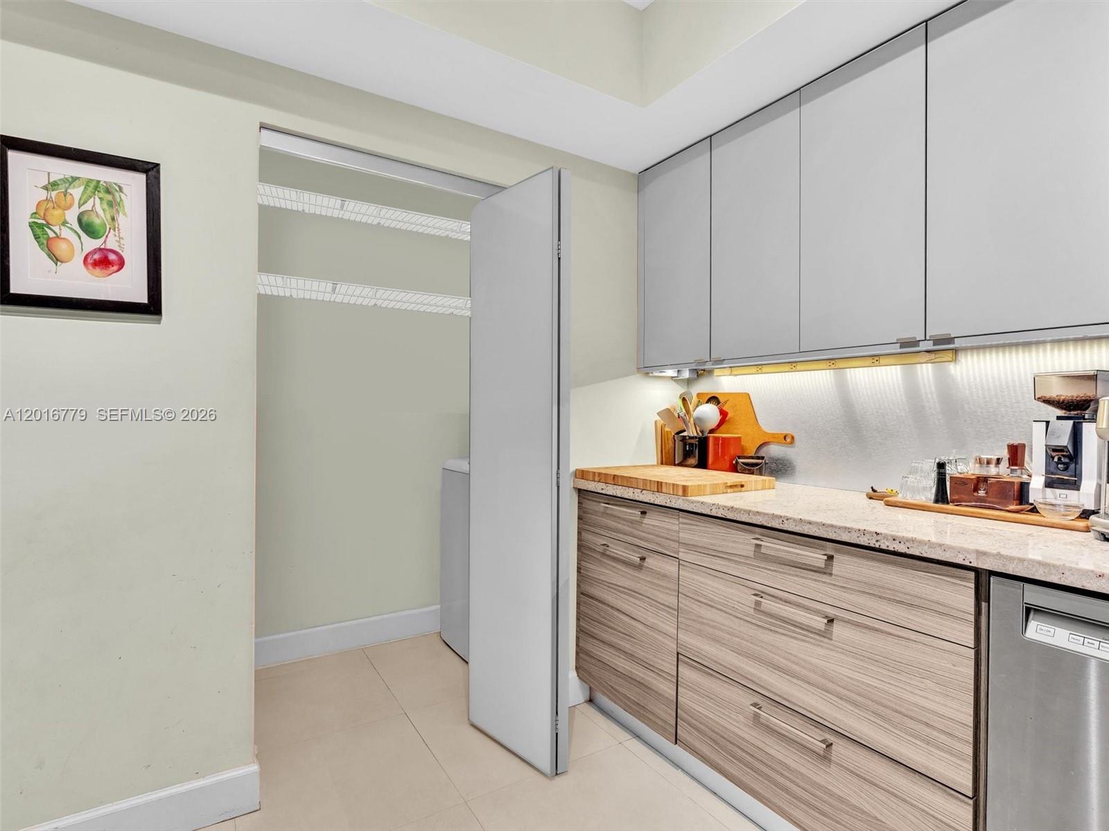CITE CONDO - Residential