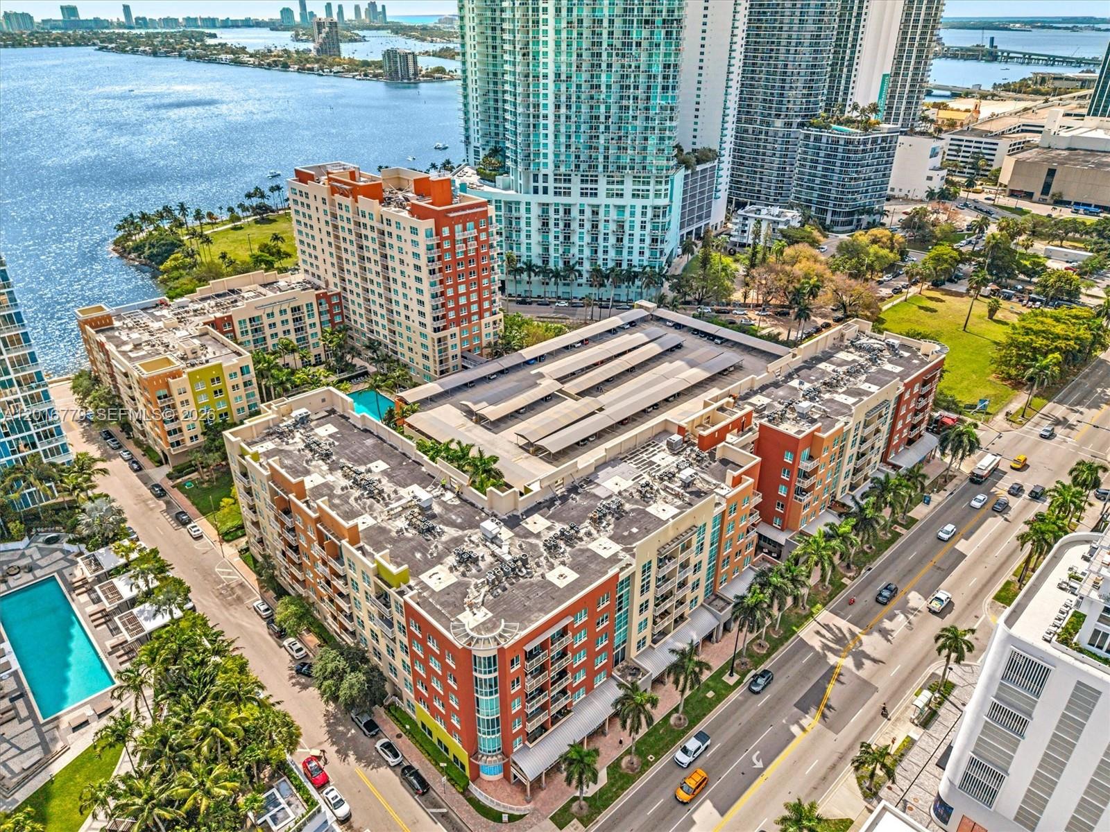 CITE CONDO - Residential