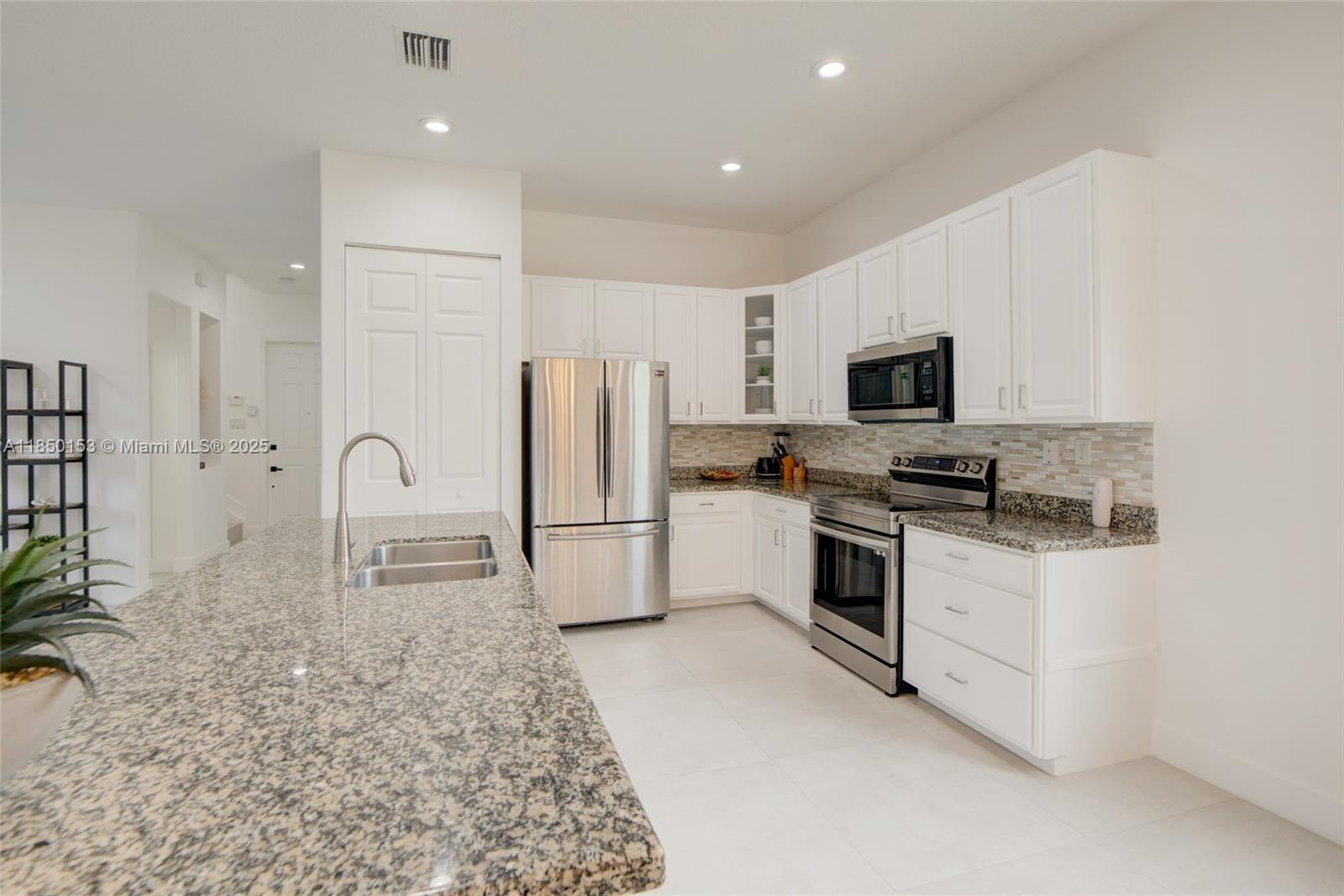 FOXCROFT HOMES PHASE II - Residential