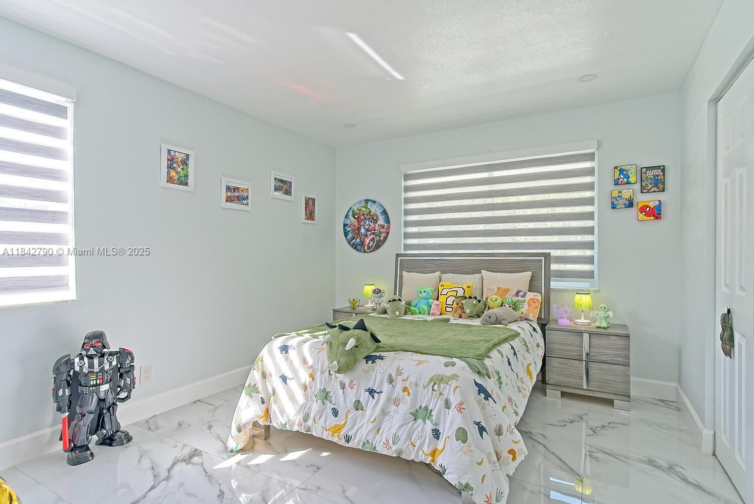 REDLANDS - Residential