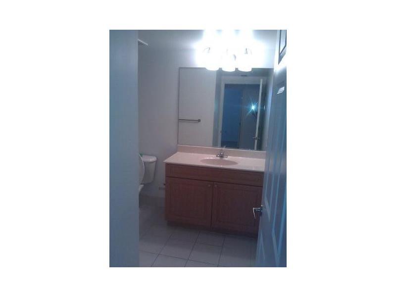 BRICKELL VISTA CONDO - Residential Lease