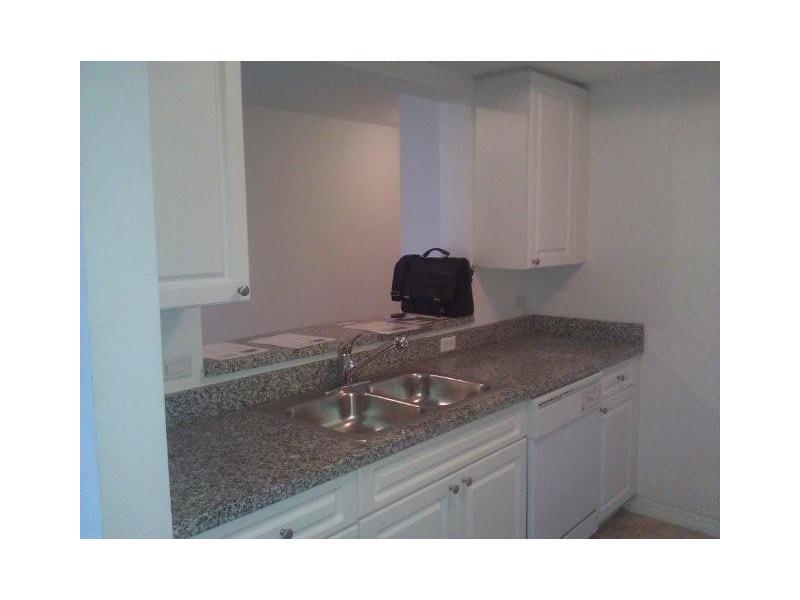 BRICKELL VISTA CONDO - Residential Lease
