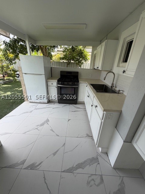 RAULS PLACE AT OASIS - Residential Lease