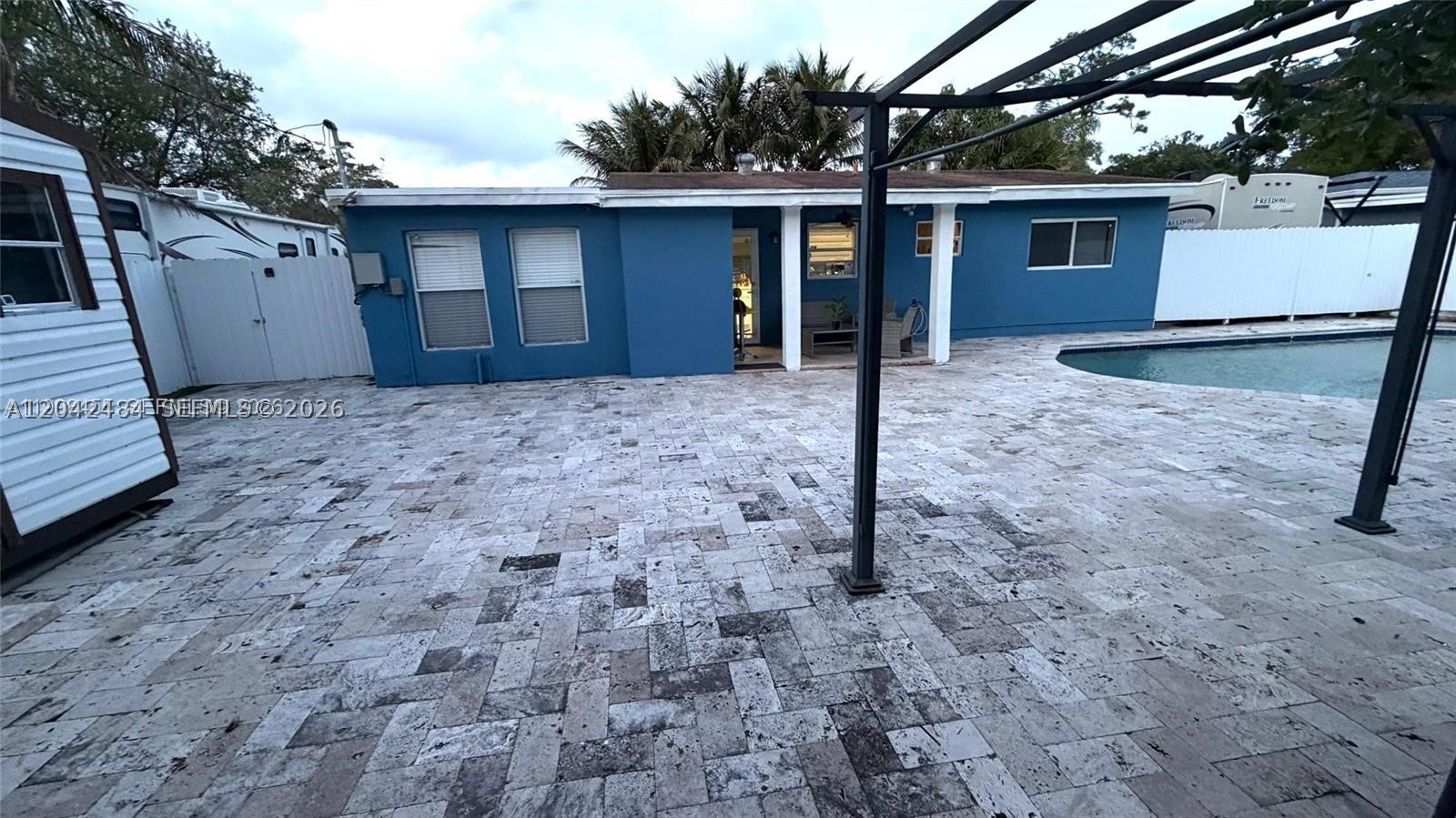 FLAMINGO PARK SEC - Residential