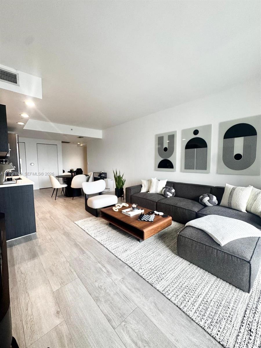 BRICKELL HEIGHTS EAST CON - Residential