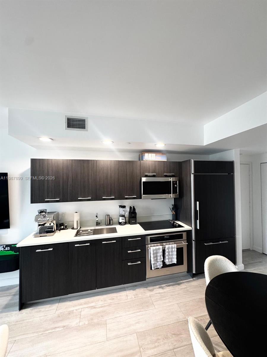 BRICKELL HEIGHTS EAST CON - Residential
