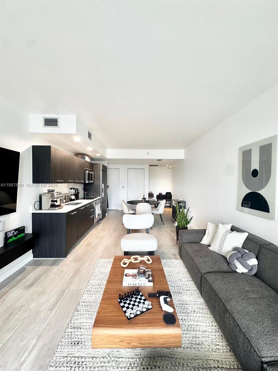 BRICKELL HEIGHTS EAST CON - Residential