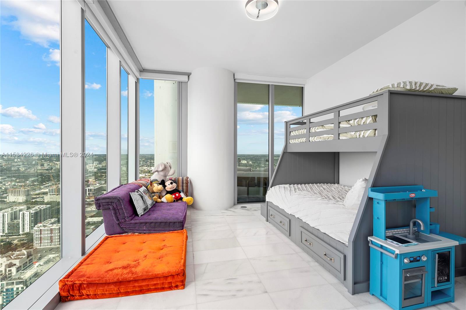 ESCOTTONIA PARK - Residential