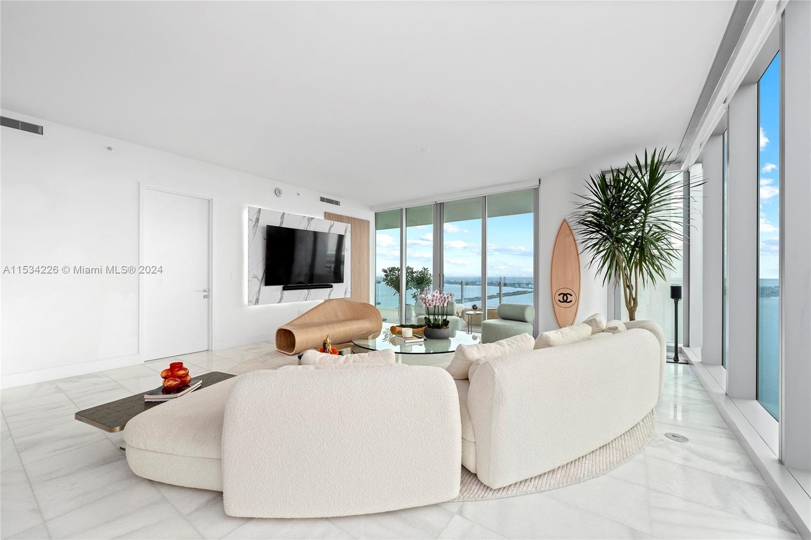 ESCOTTONIA PARK - Residential