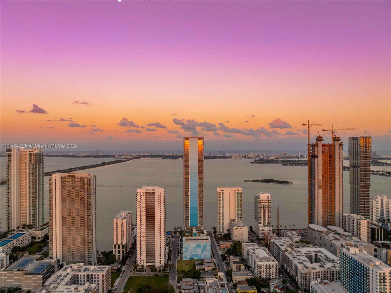 ESCOTTONIA PARK - Residential