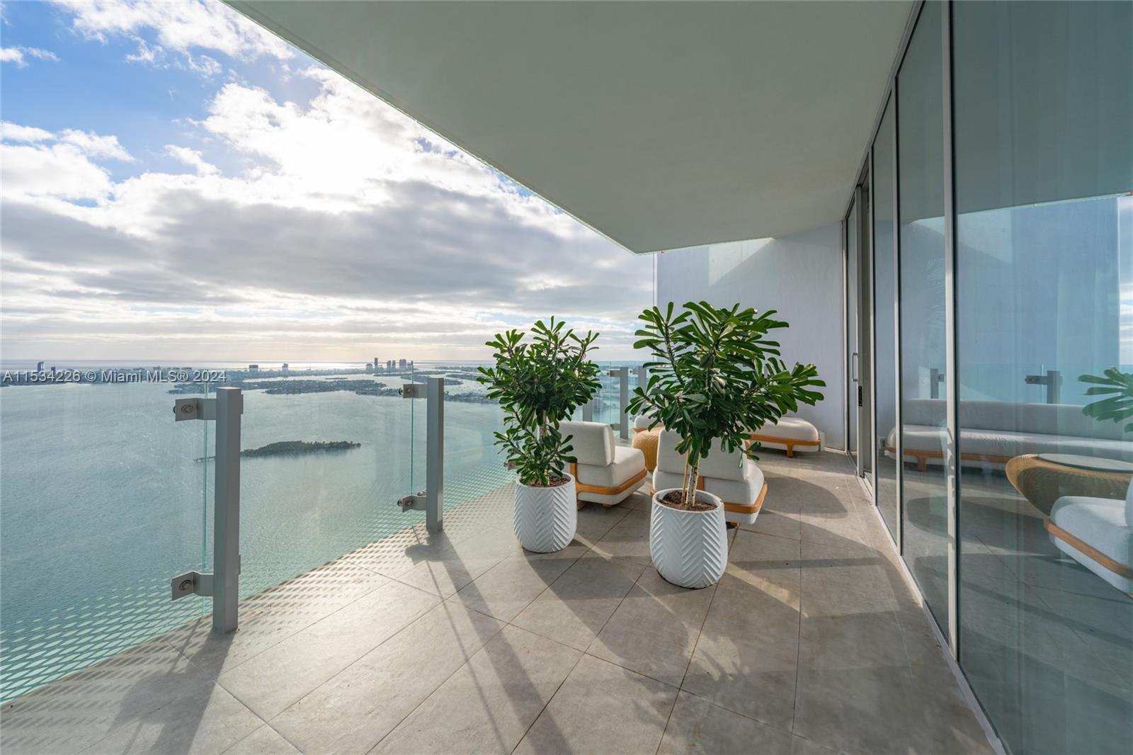 ESCOTTONIA PARK - Residential