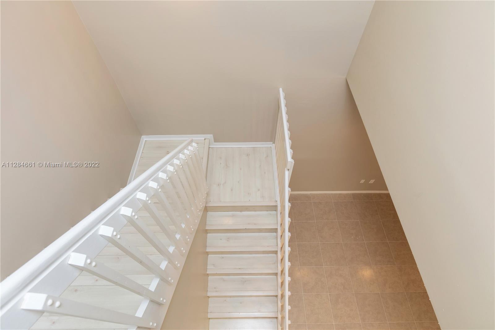 WESTLAKE VILLAGE PLAT - Residential