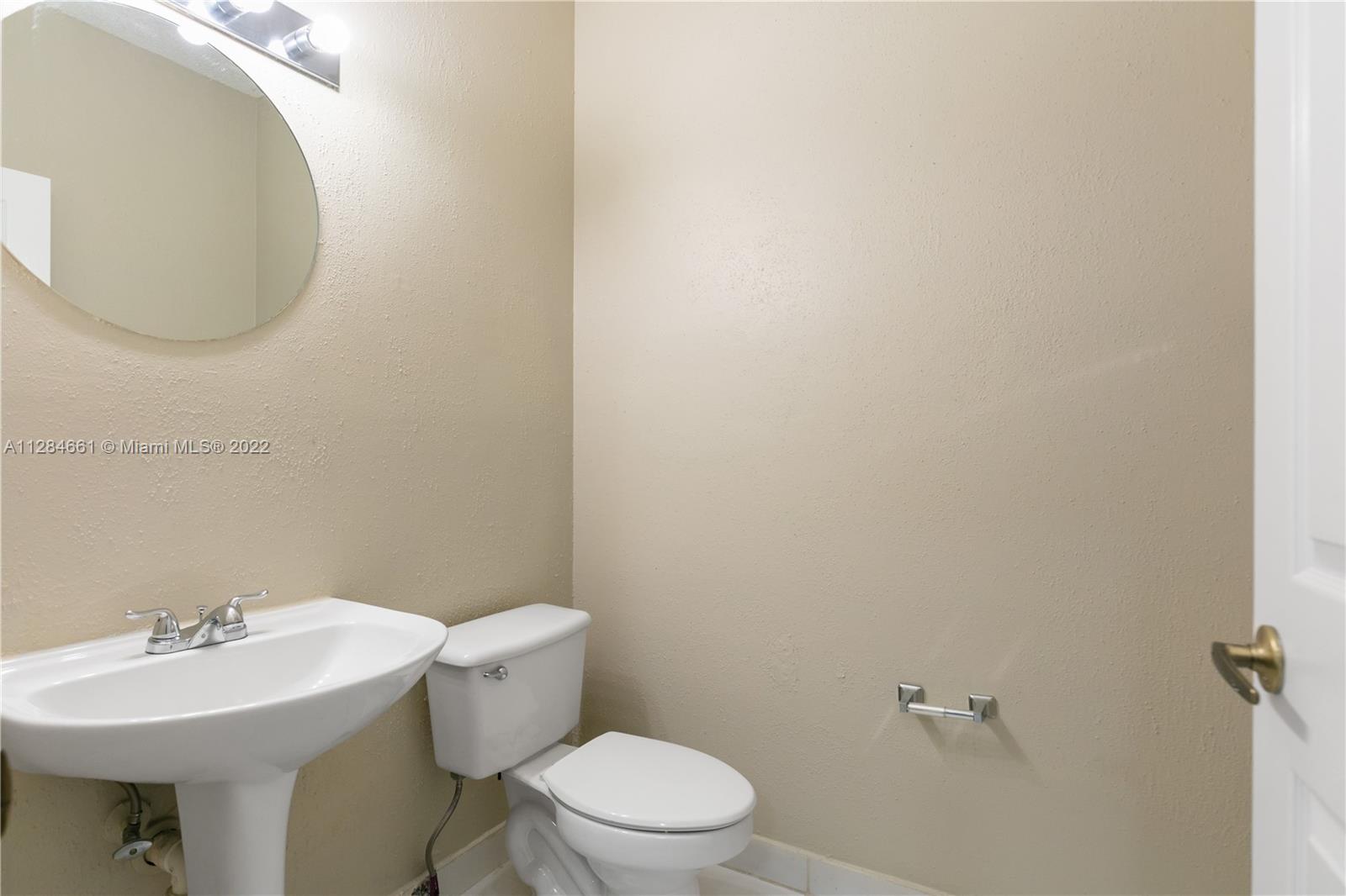 WESTLAKE VILLAGE PLAT - Residential