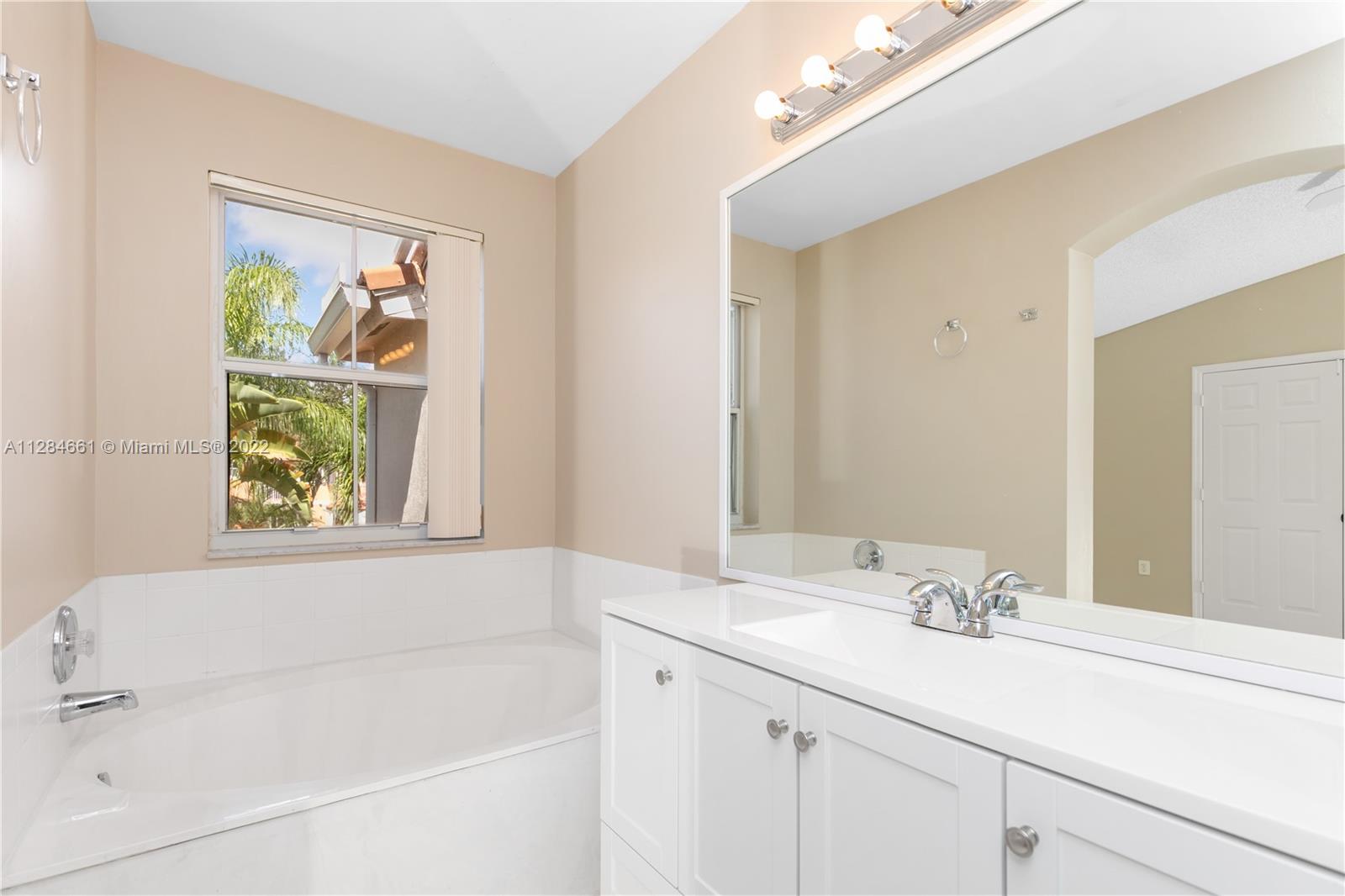WESTLAKE VILLAGE PLAT - Residential