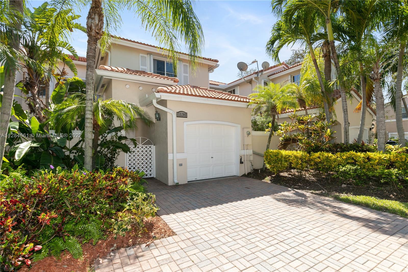 WESTLAKE VILLAGE PLAT - Residential