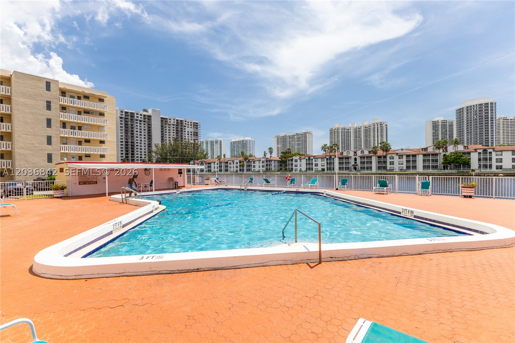POINT EAST SEC III CONDO - Residential