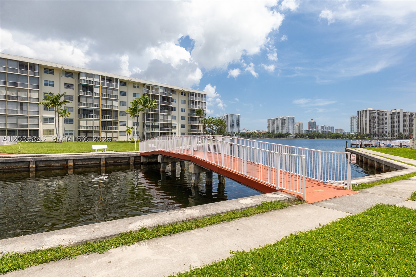 POINT EAST SEC III CONDO - Residential
