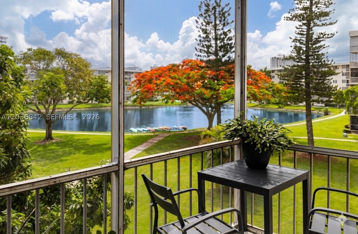POINT EAST SEC III CONDO - Residential