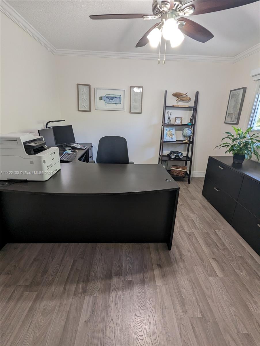 EDEN ISLES CONDO NO 7 - Residential