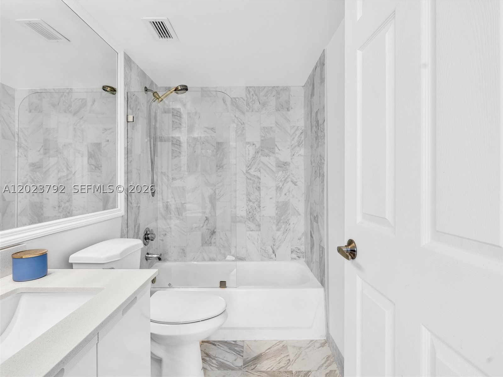 FOUR AMBASSADORS CONDO PH - Residential