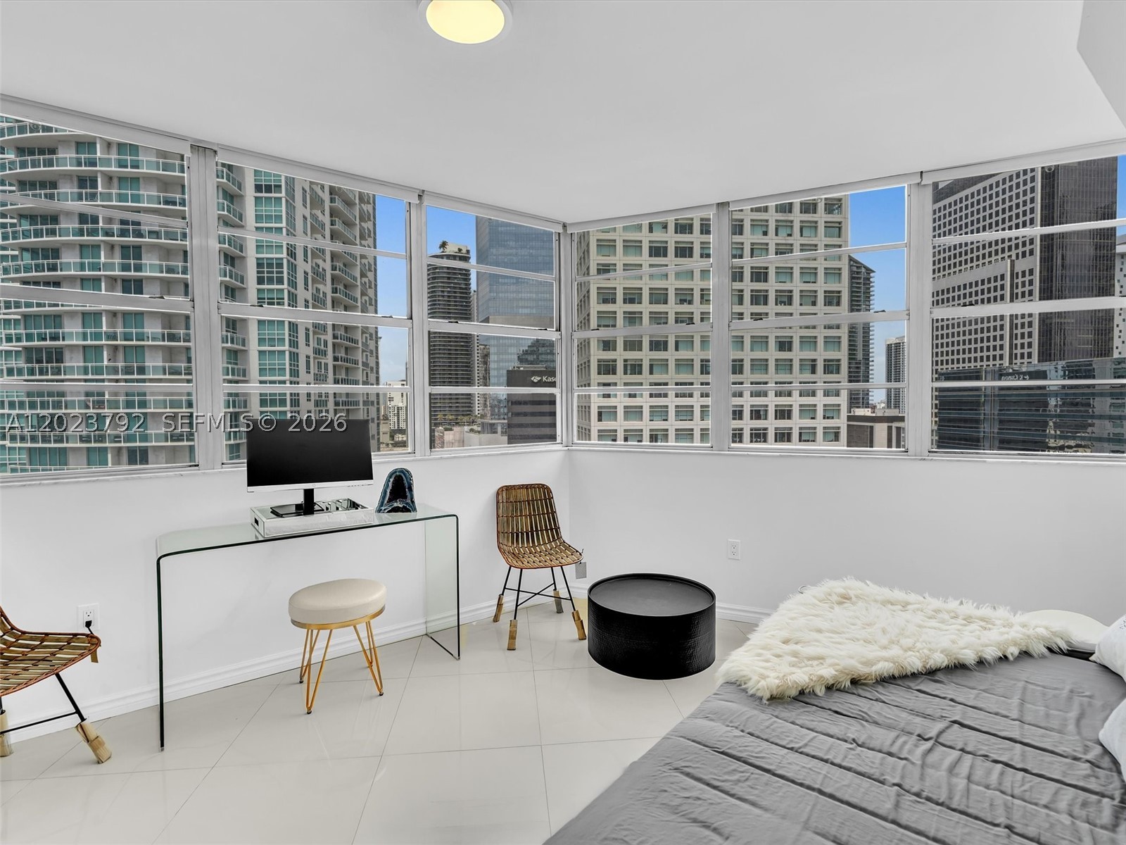 FOUR AMBASSADORS CONDO PH - Residential