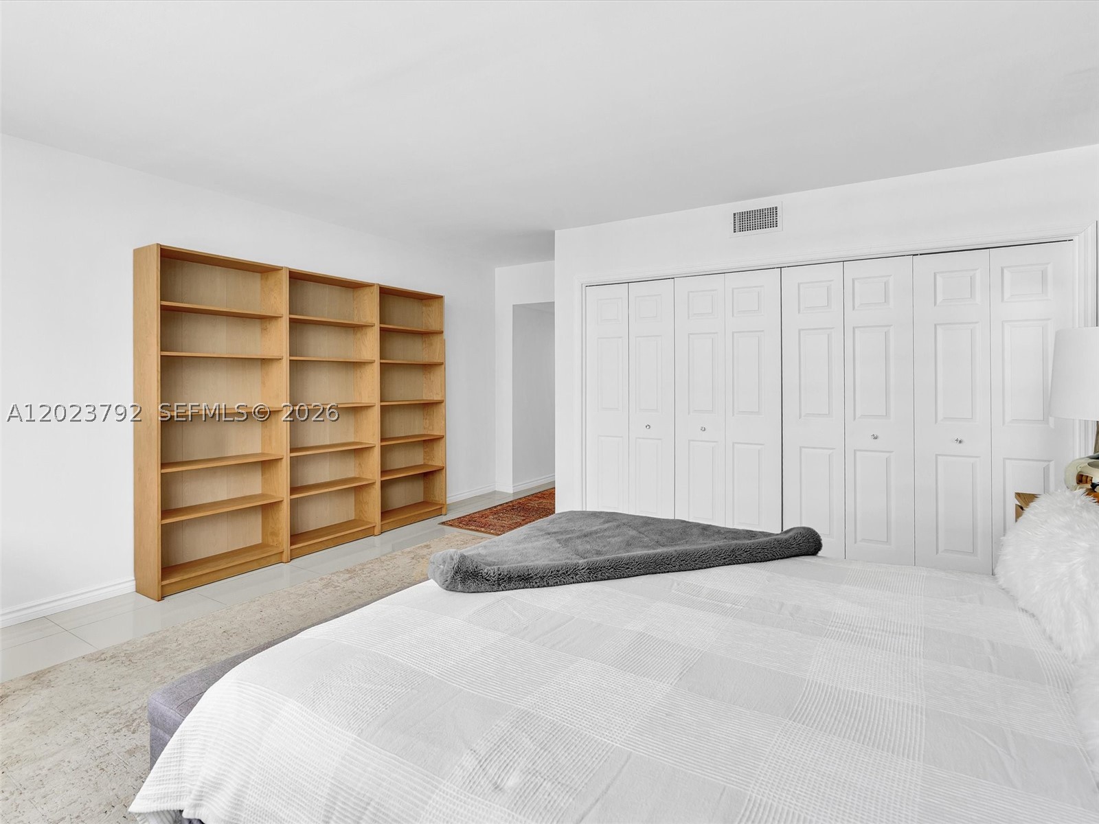 FOUR AMBASSADORS CONDO PH - Residential