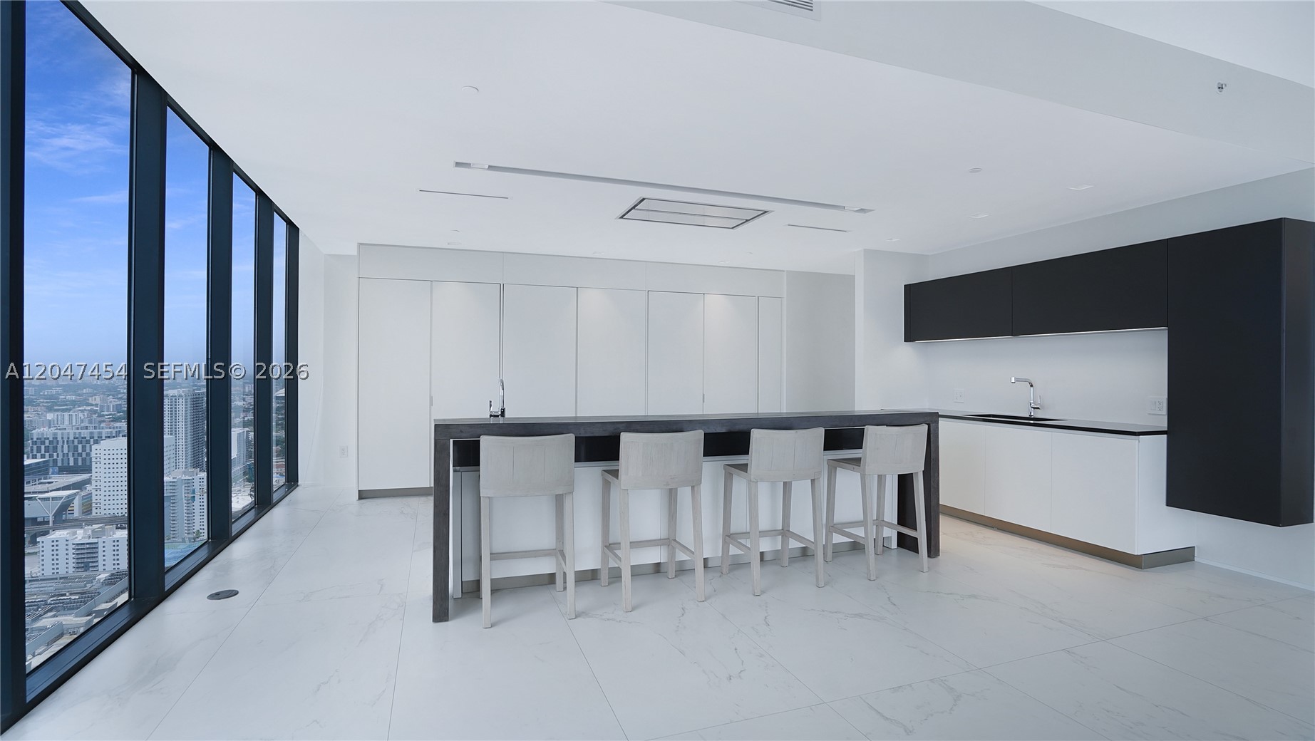ONE THOUSAND MUSEUM CONDO - Residential