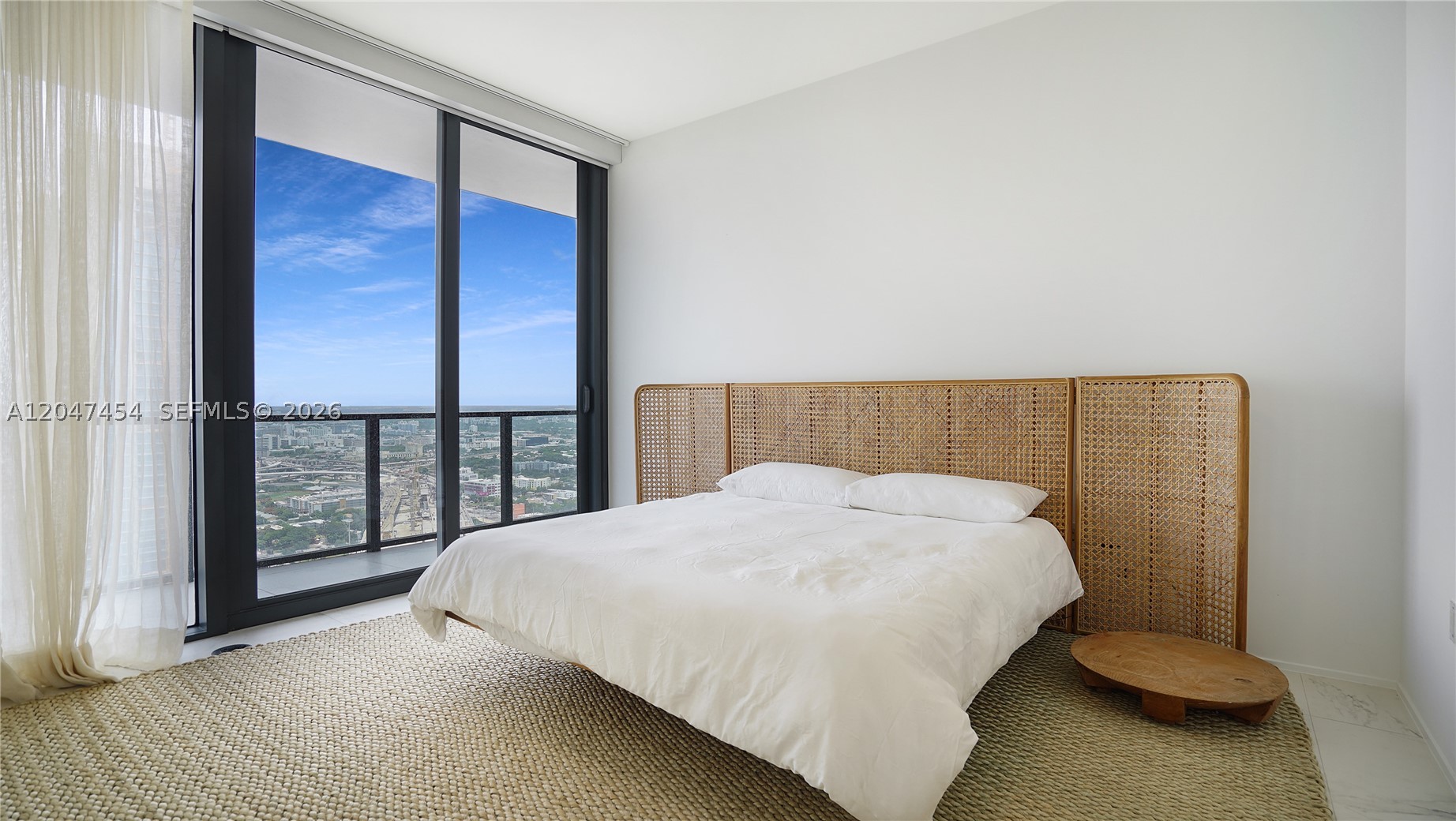ONE THOUSAND MUSEUM CONDO - Residential