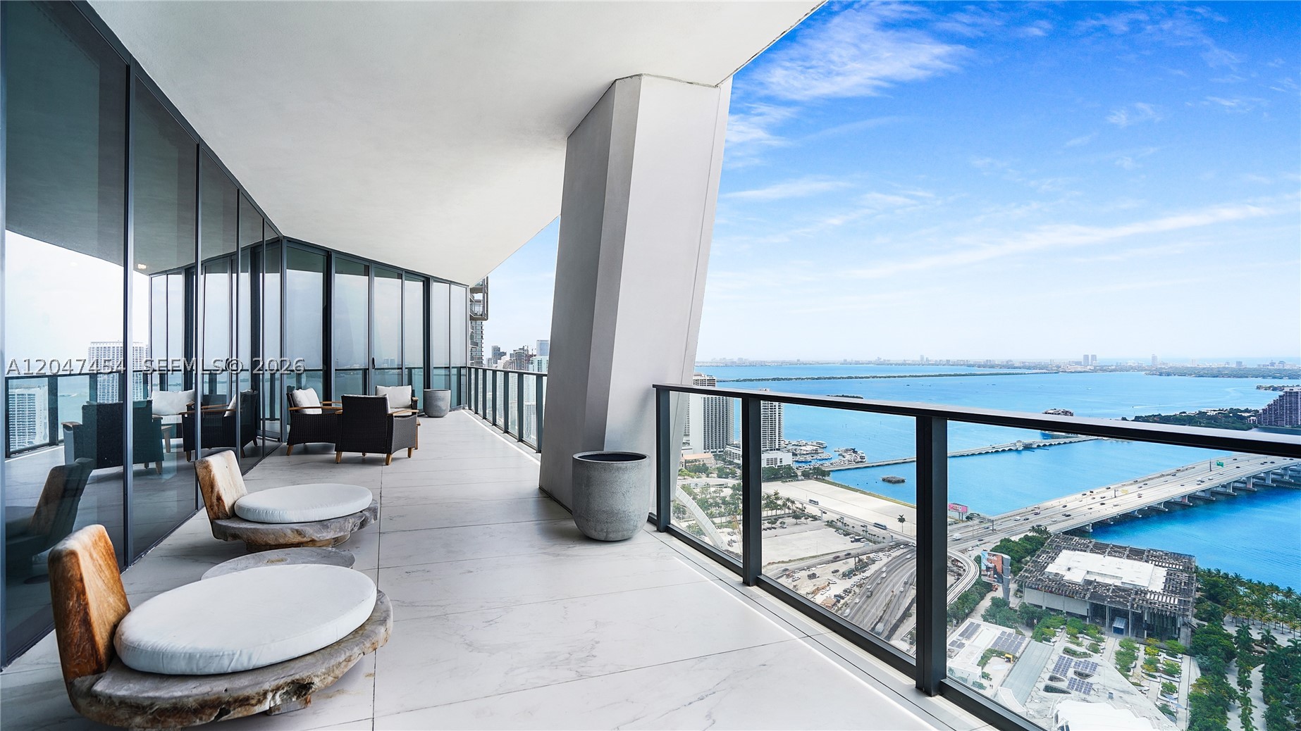 ONE THOUSAND MUSEUM CONDO - Residential