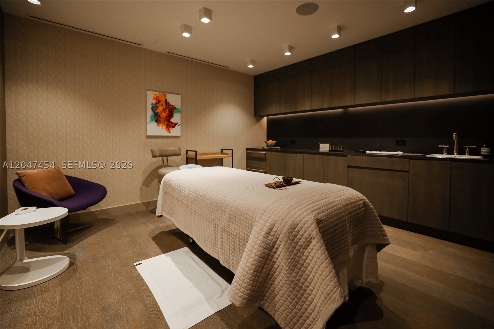 ONE THOUSAND MUSEUM CONDO - Residential