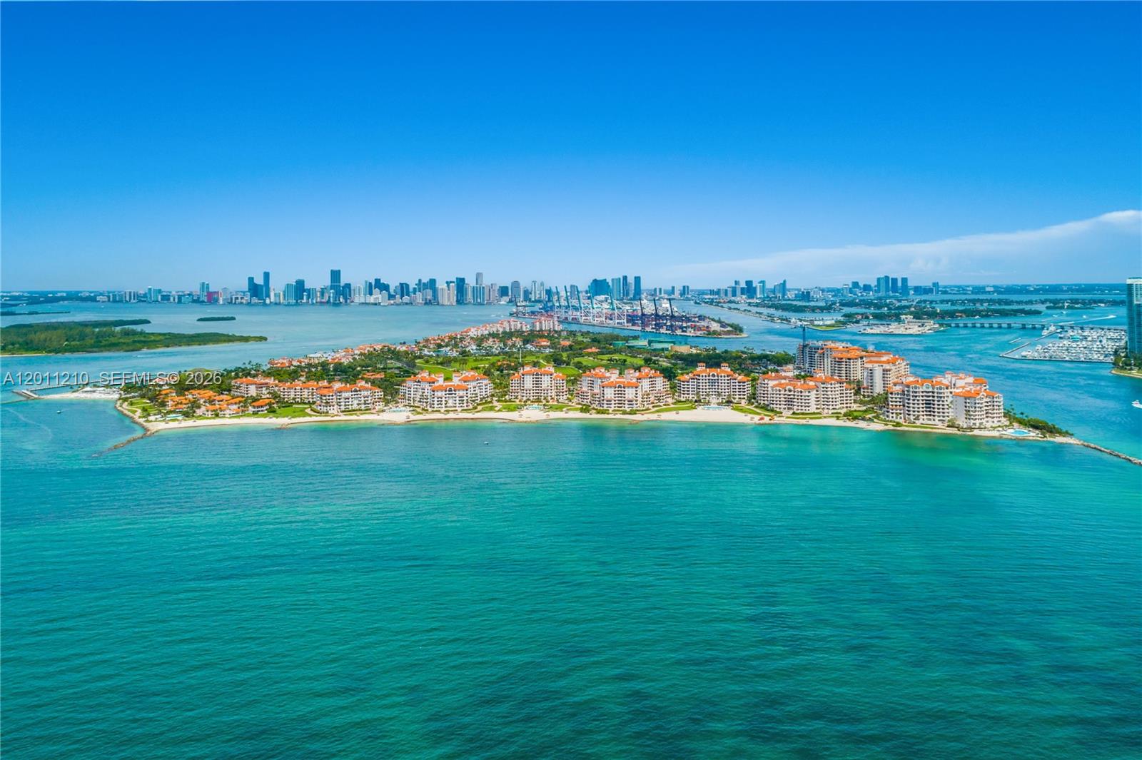 SEASIDE CONDO - Residential